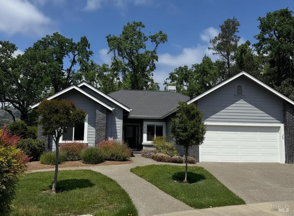 MLS #326012636 img 0