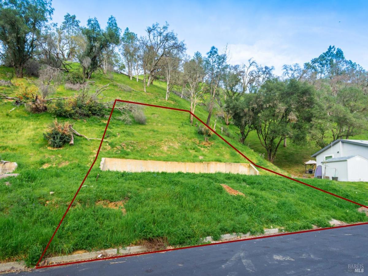 MLS #326013003 img 0