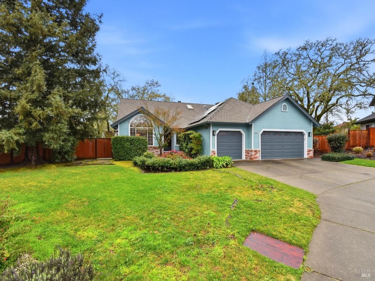 MLS #326013288 img 0