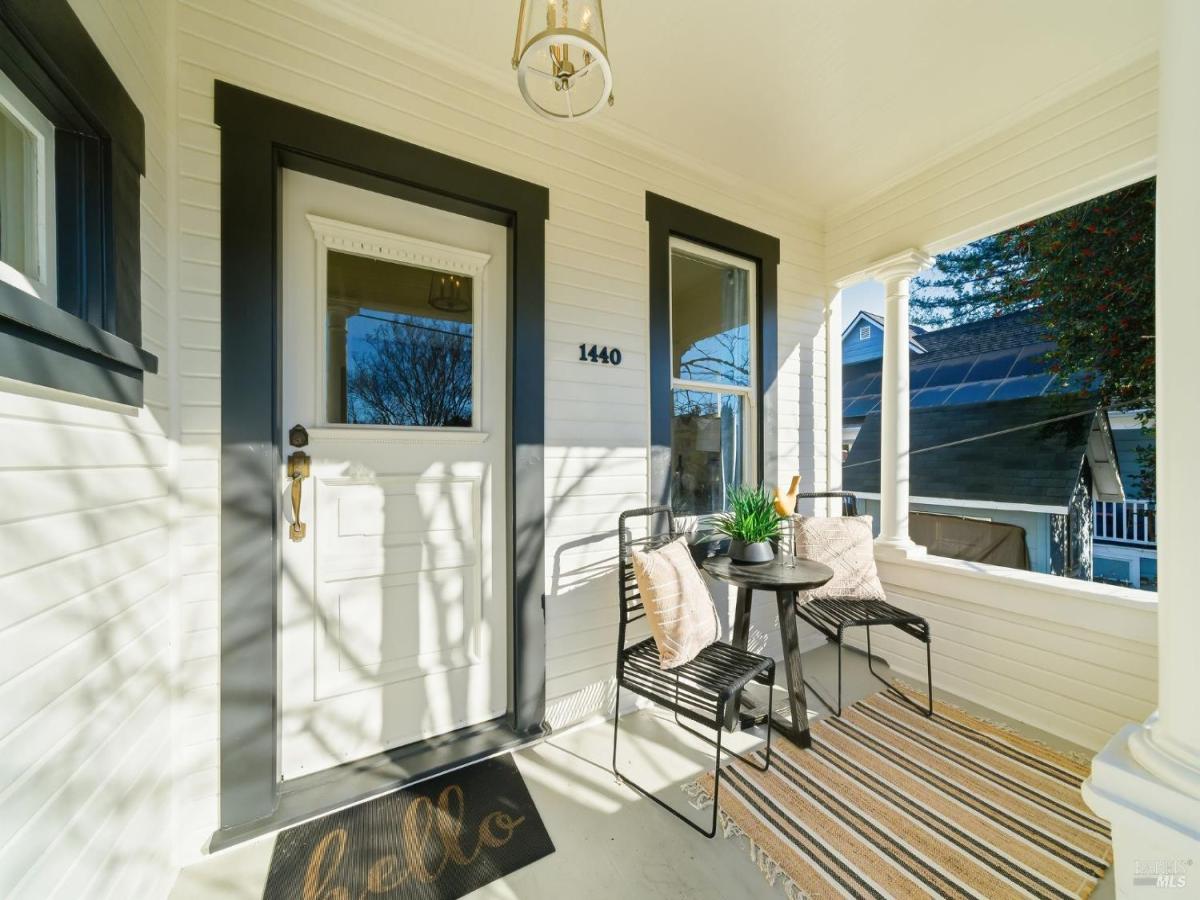 MLS #326013832 img 0