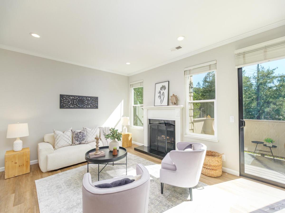 MLS #326013878 img 0