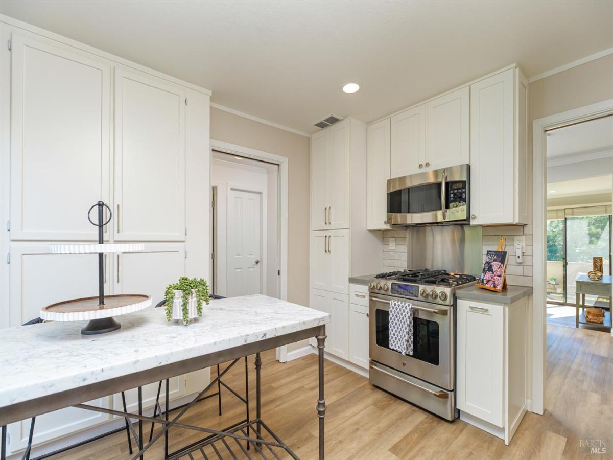 MLS #326013878 img 0