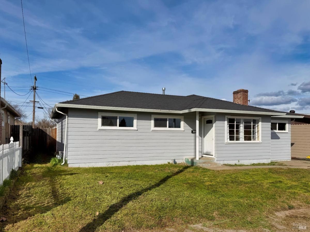 MLS #326013900 img 0