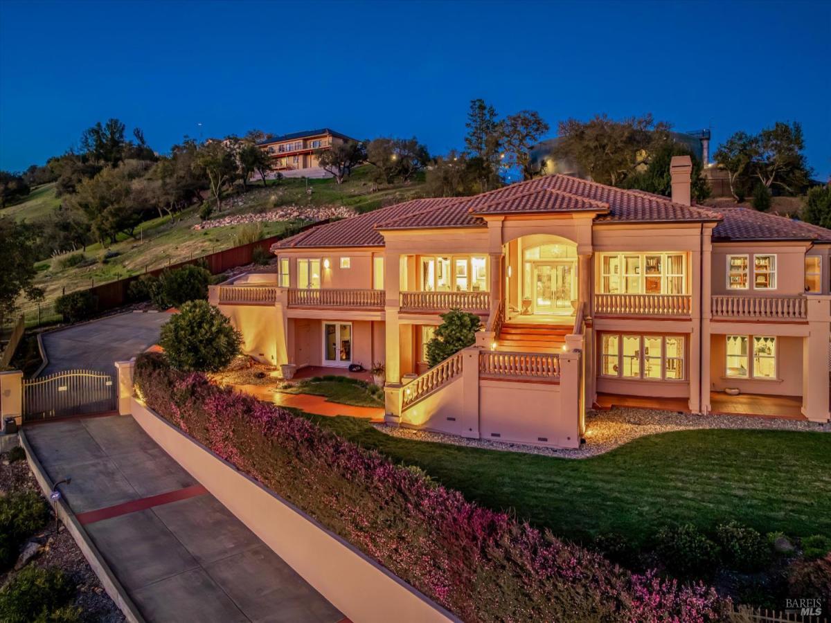 MLS #326014090 img 0