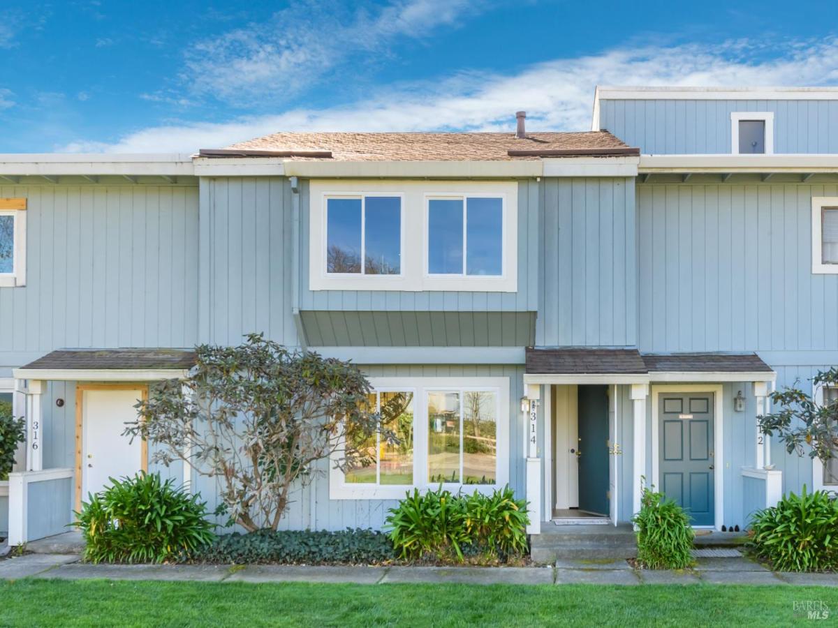 MLS #326014178 img 0