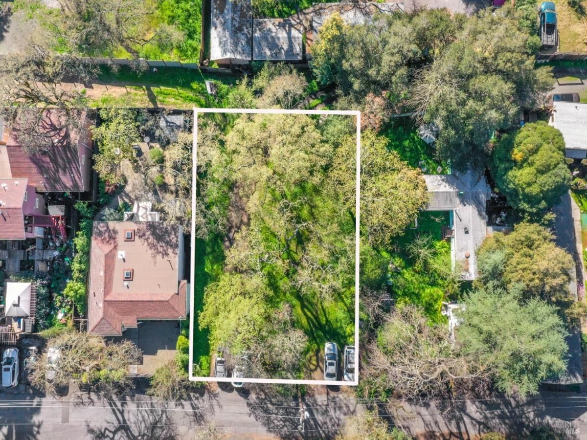 MLS #326014492 img 0