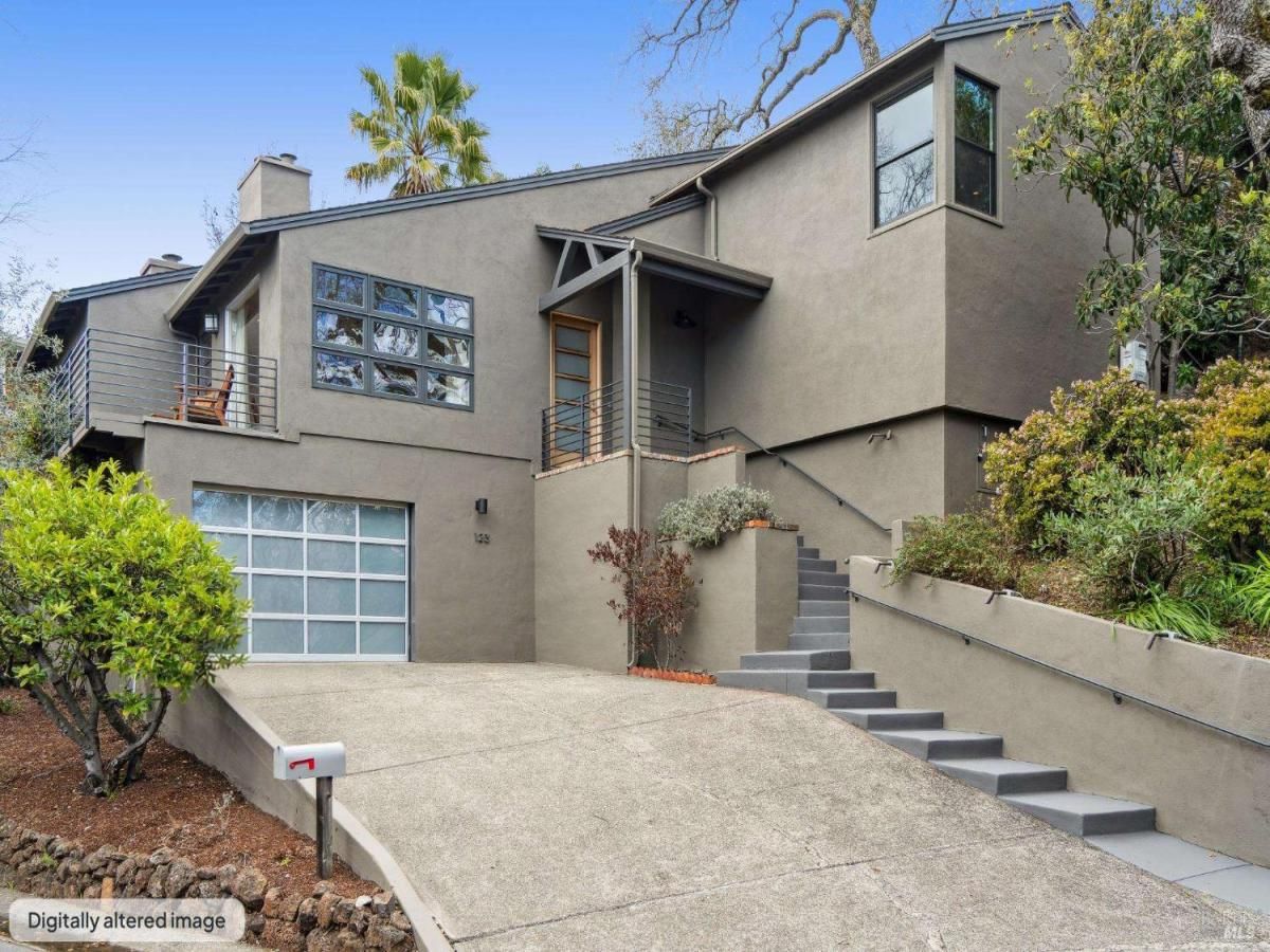 MLS #326014575 img 0