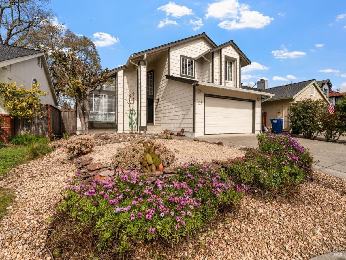 MLS #326014741 img 0