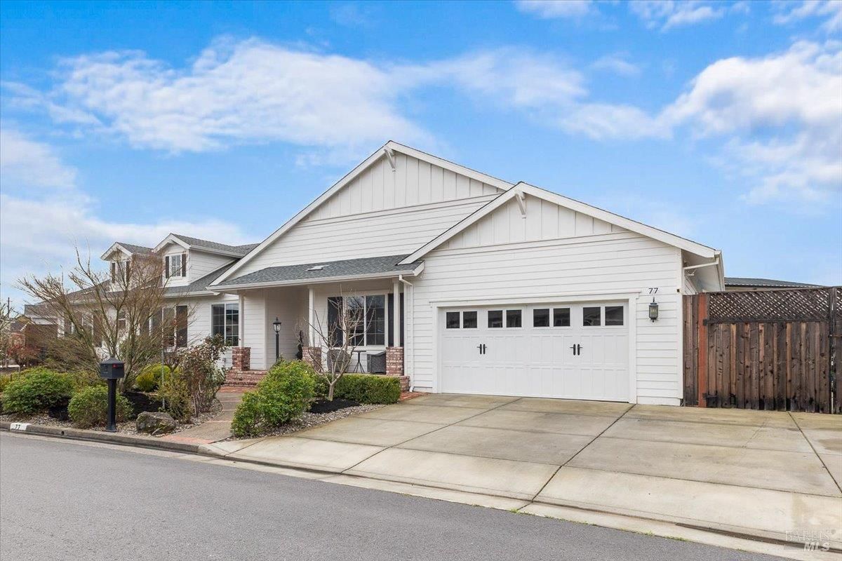 MLS #326014814 img 0