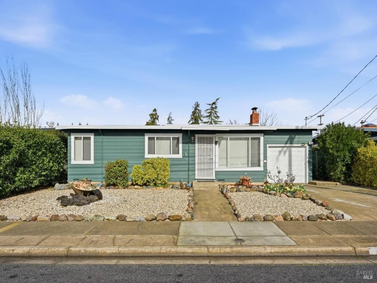 MLS #326014913 img 0