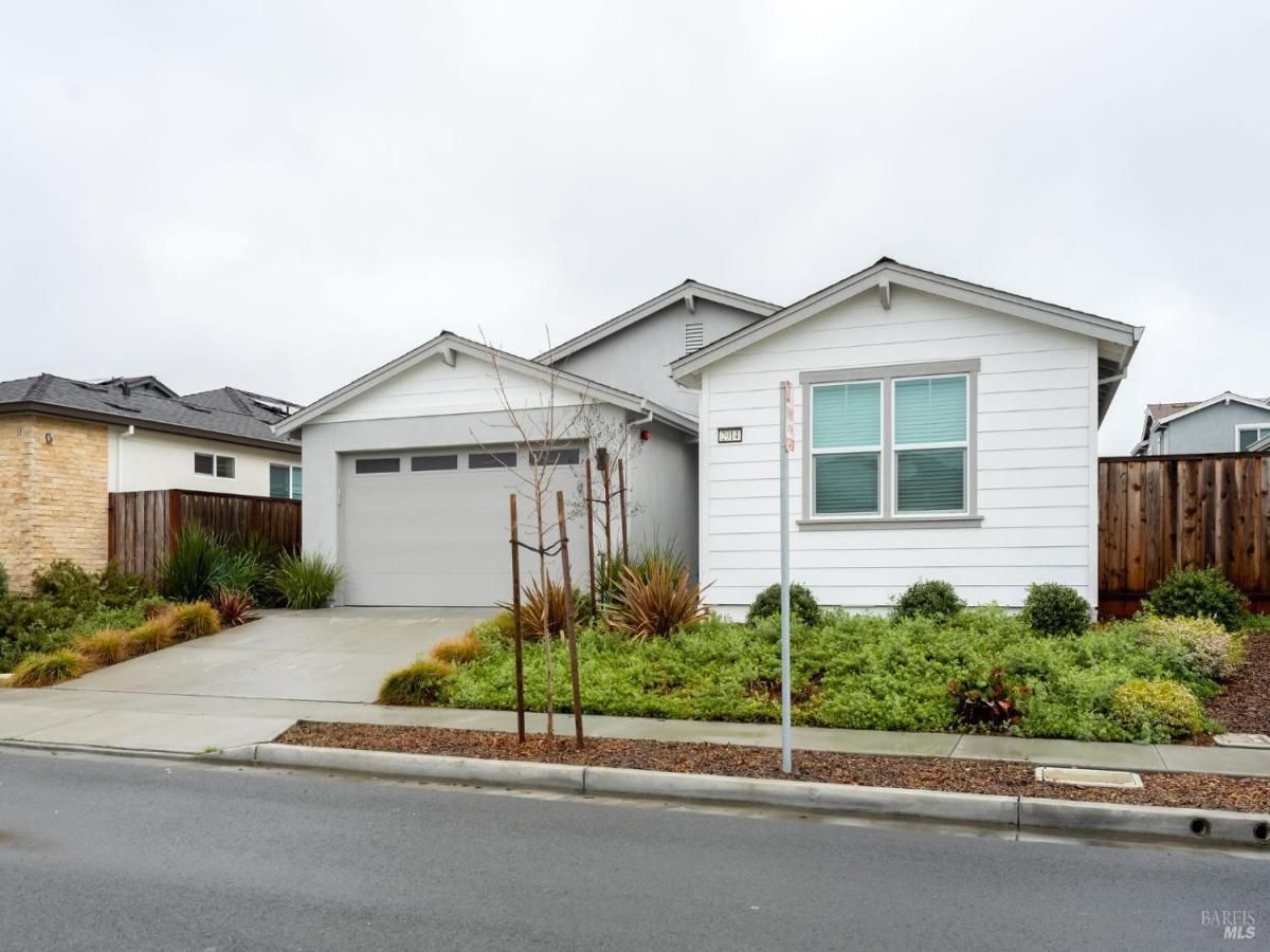 MLS #326014965 img 0