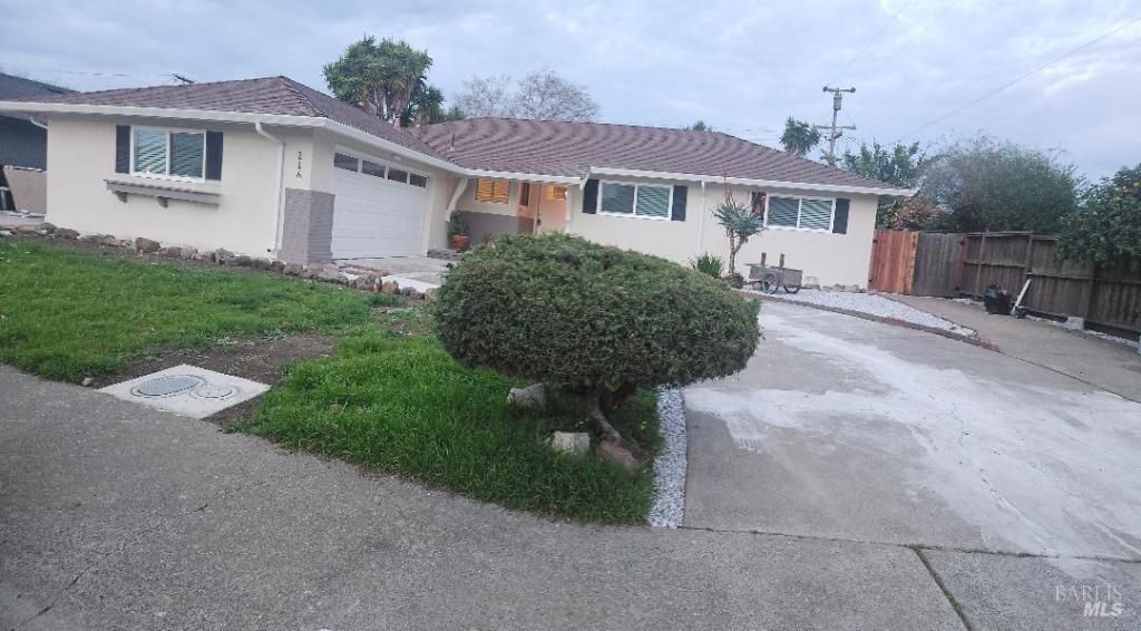 MLS #326016123 img 0