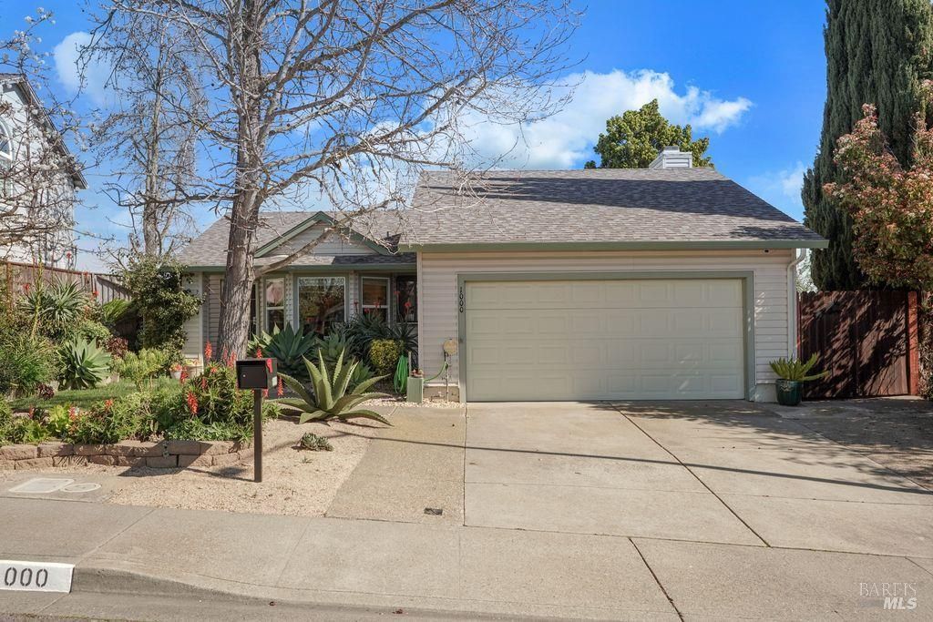 MLS #326016234 img 0