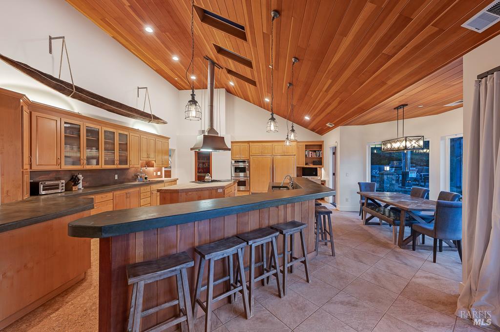 MLS #326016409 img 0