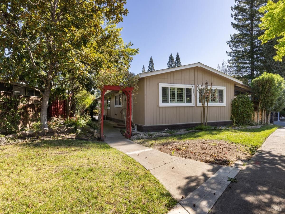 MLS #326016649 img 0