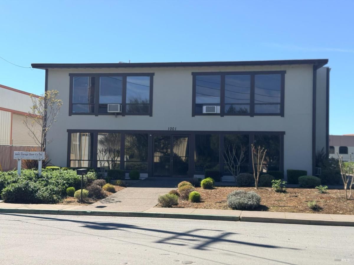 MLS #326016660 img 0