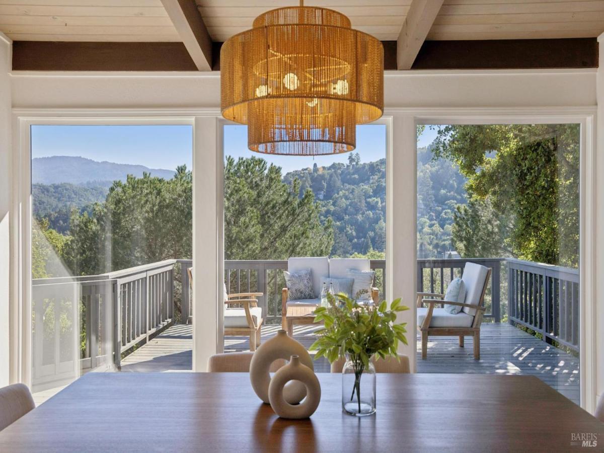 MLS #326018286 img 0