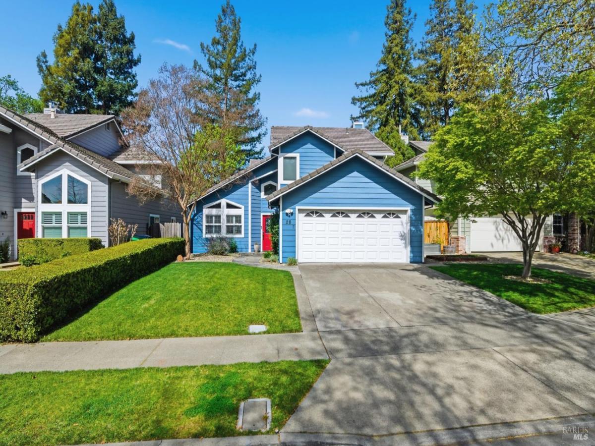 MLS #326018635 img 0