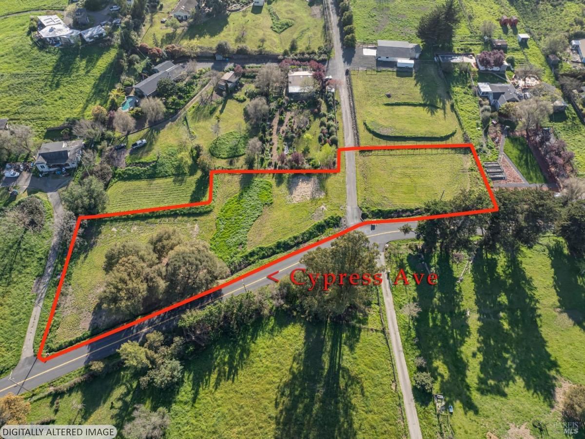 MLS #326018821 img 0