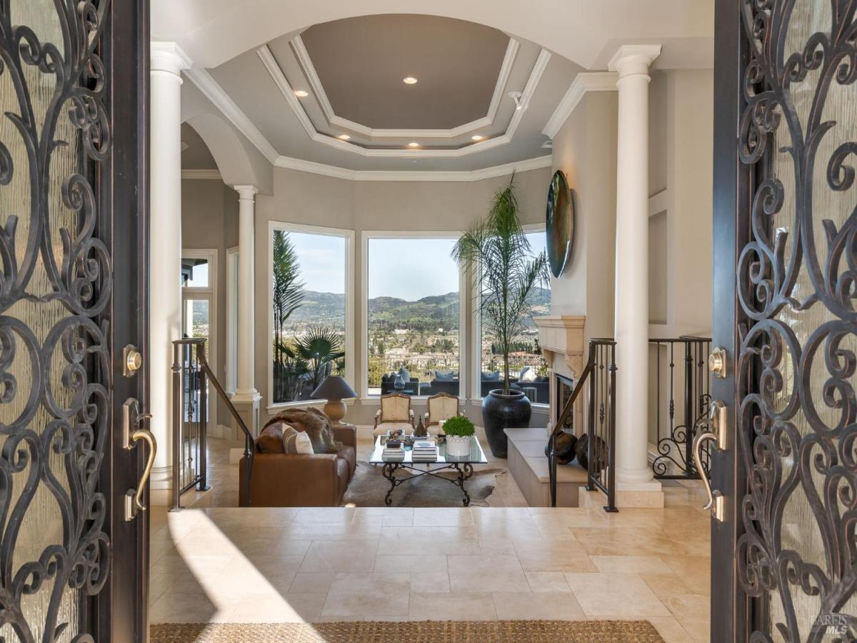 MLS #326019041 img 0