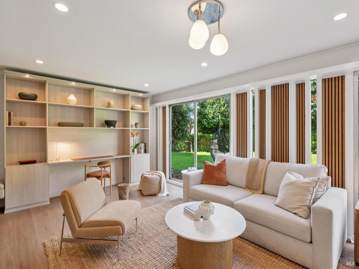 MLS #326019112 img 0