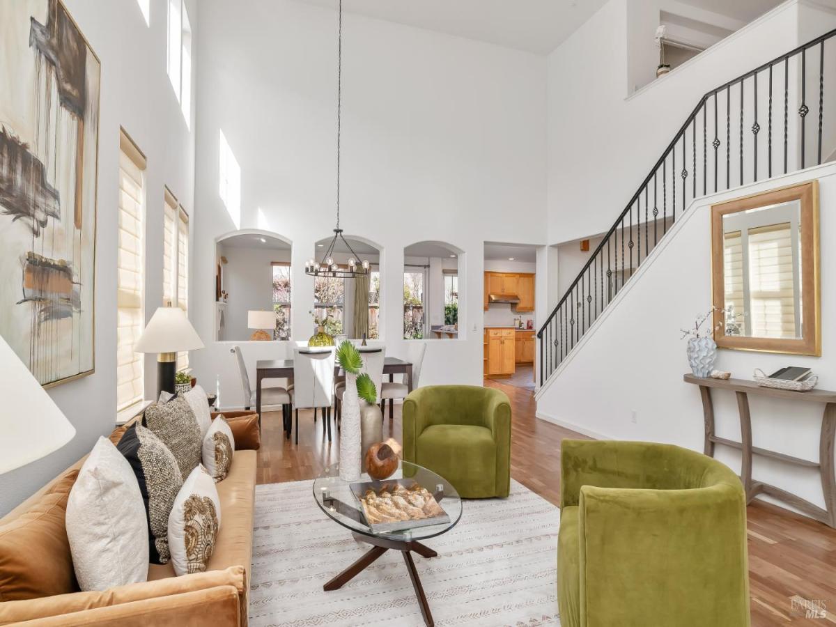 MLS #326019134 img 0