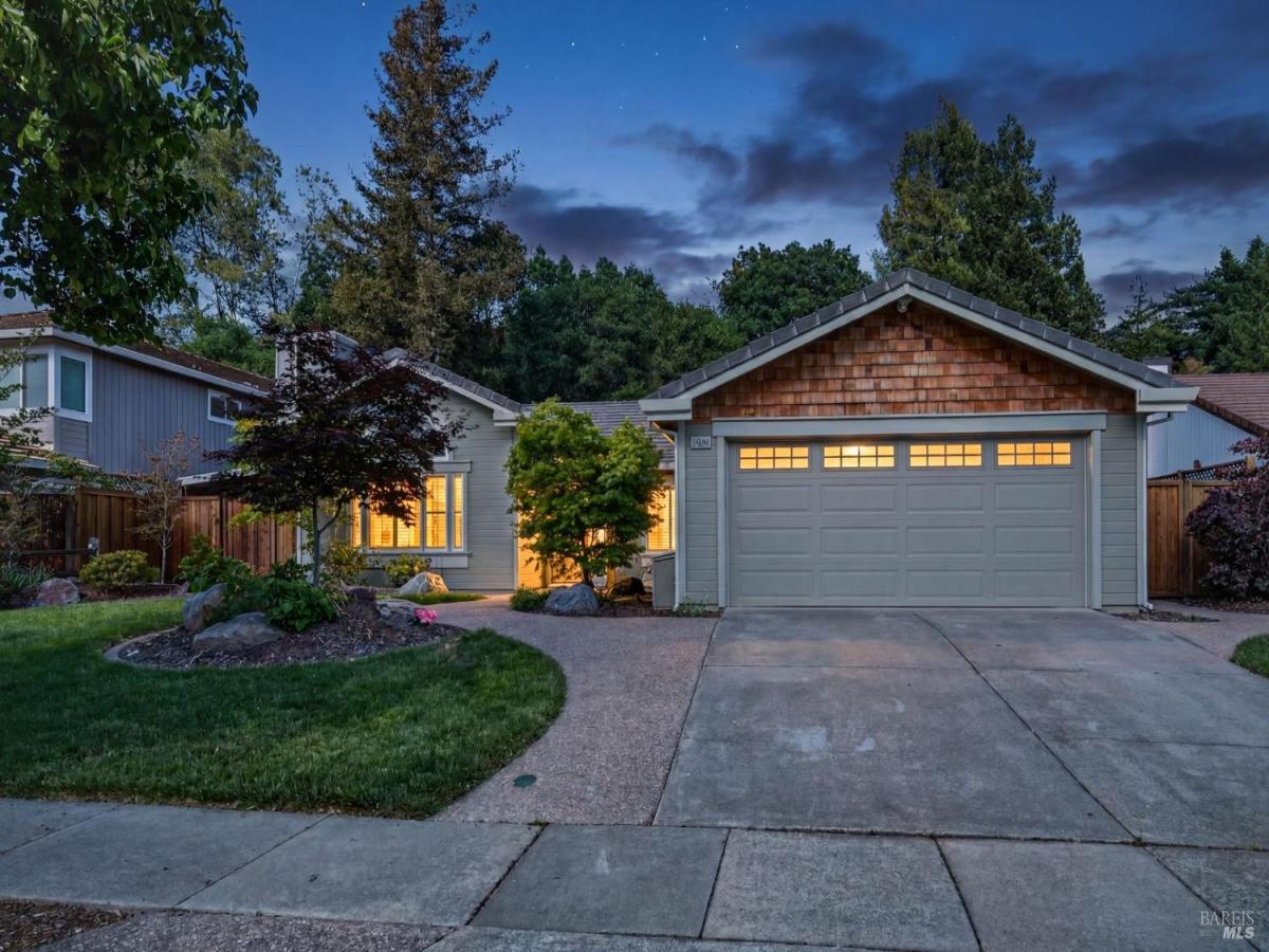 MLS #326019557 img 0