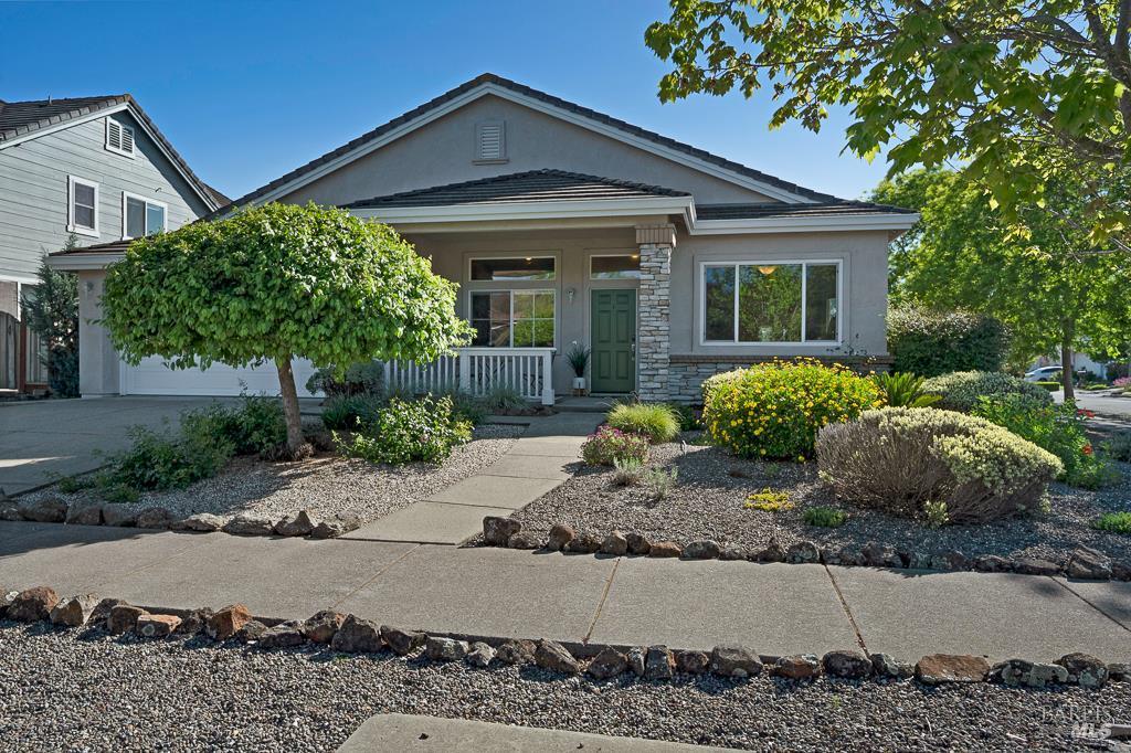 MLS #326020142 img 0