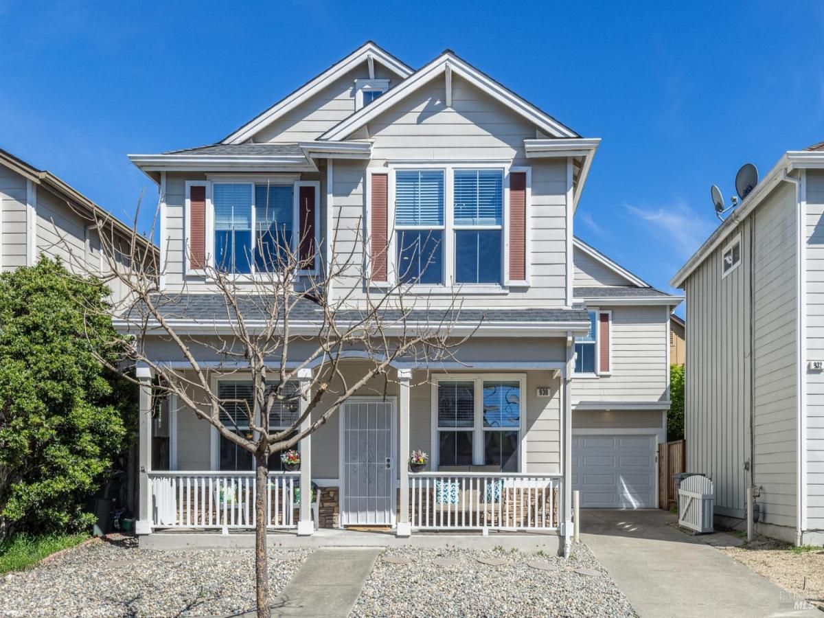 MLS #326020199 img 0