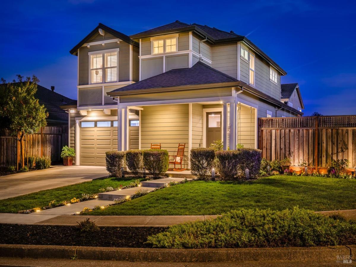 MLS #326020271 img 0