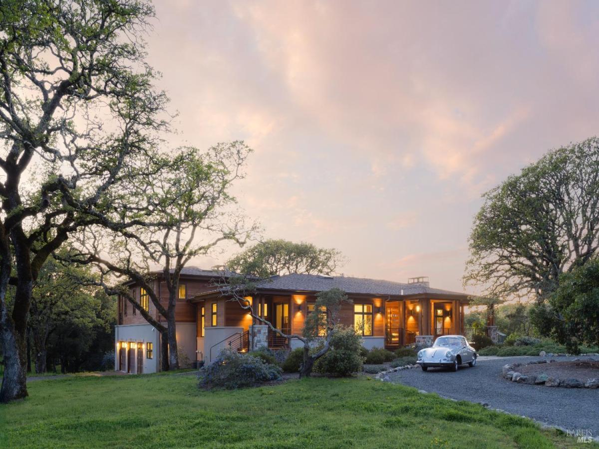 MLS #326020537 img 0