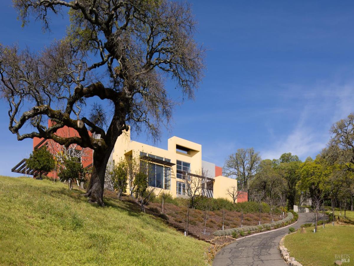 MLS #326020717 img 0