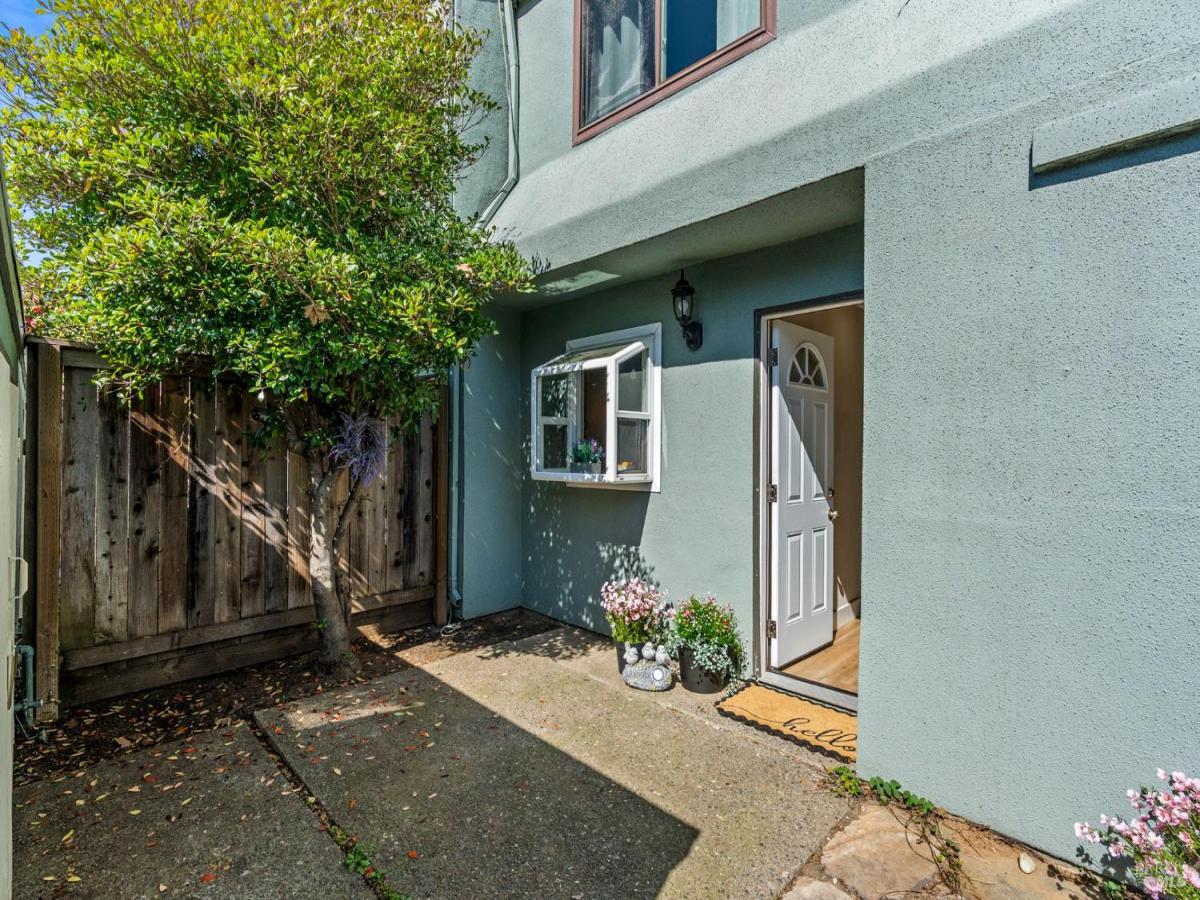 MLS #326021009 img 0