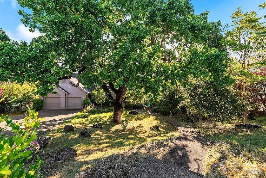 MLS #326021180 img 0