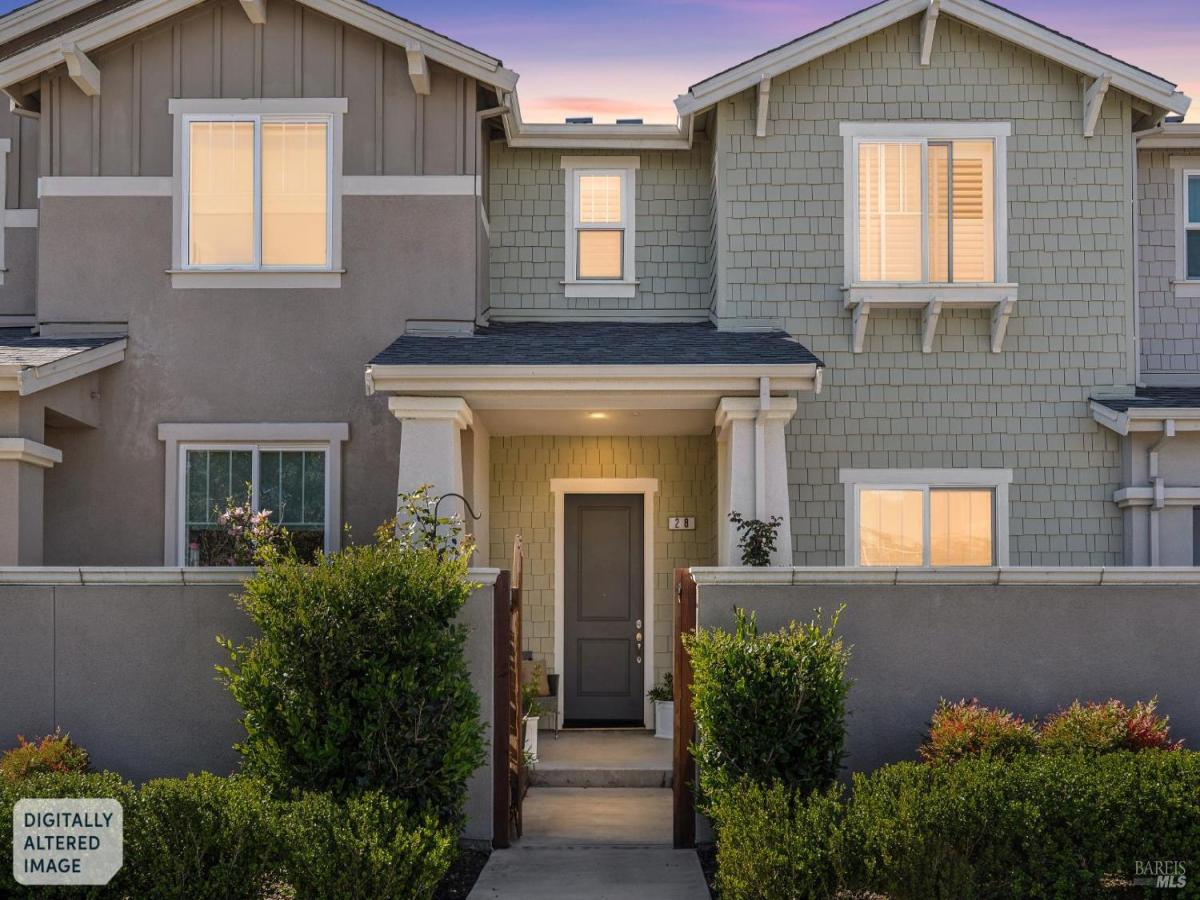 MLS #326021263 img 0