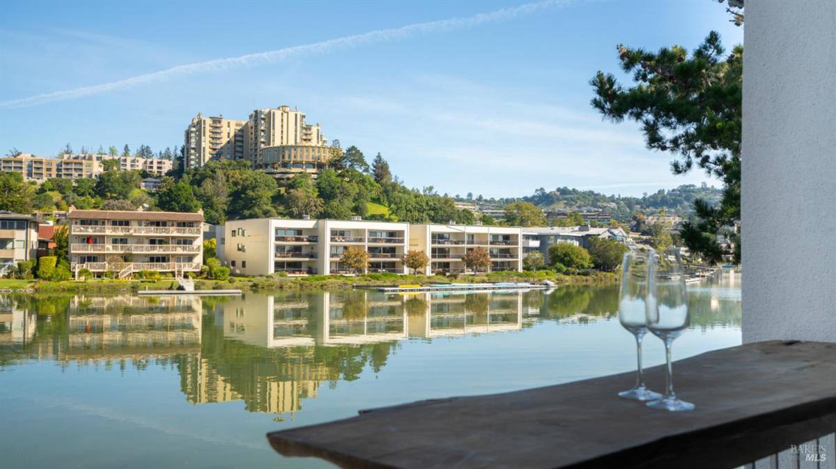 MLS #326021469 img 0