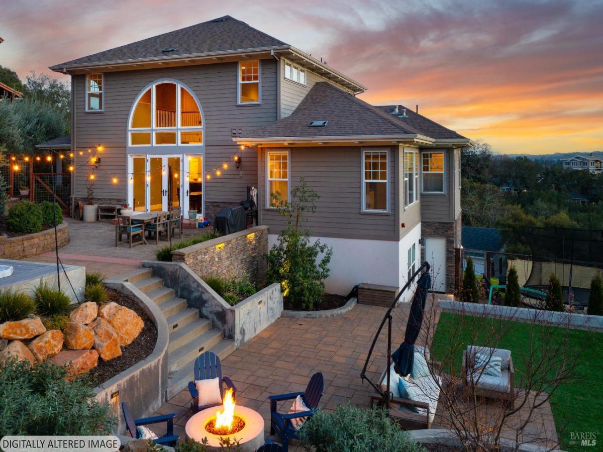 MLS #326021527 img 0