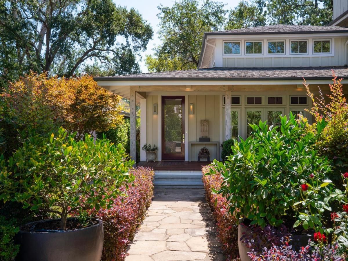 MLS #326021805 img 0