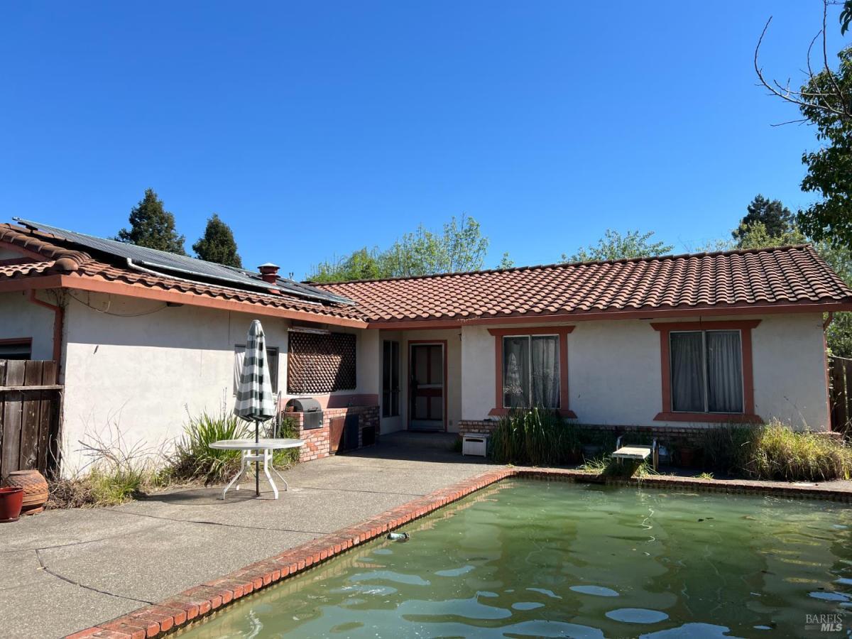 MLS #326021976 img 0