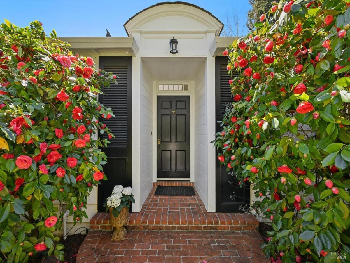 MLS #326022146 img 0