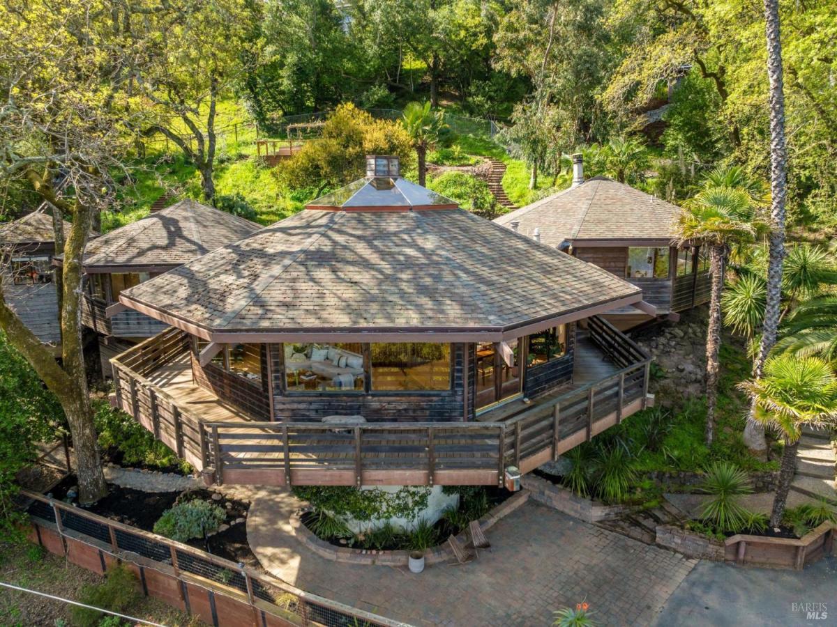 MLS #326022159 img 0