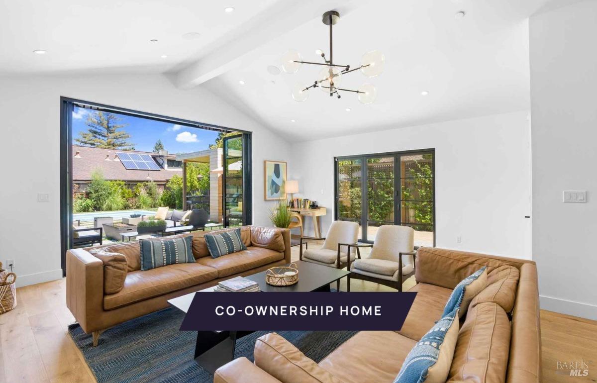 MLS #326022873 img 0