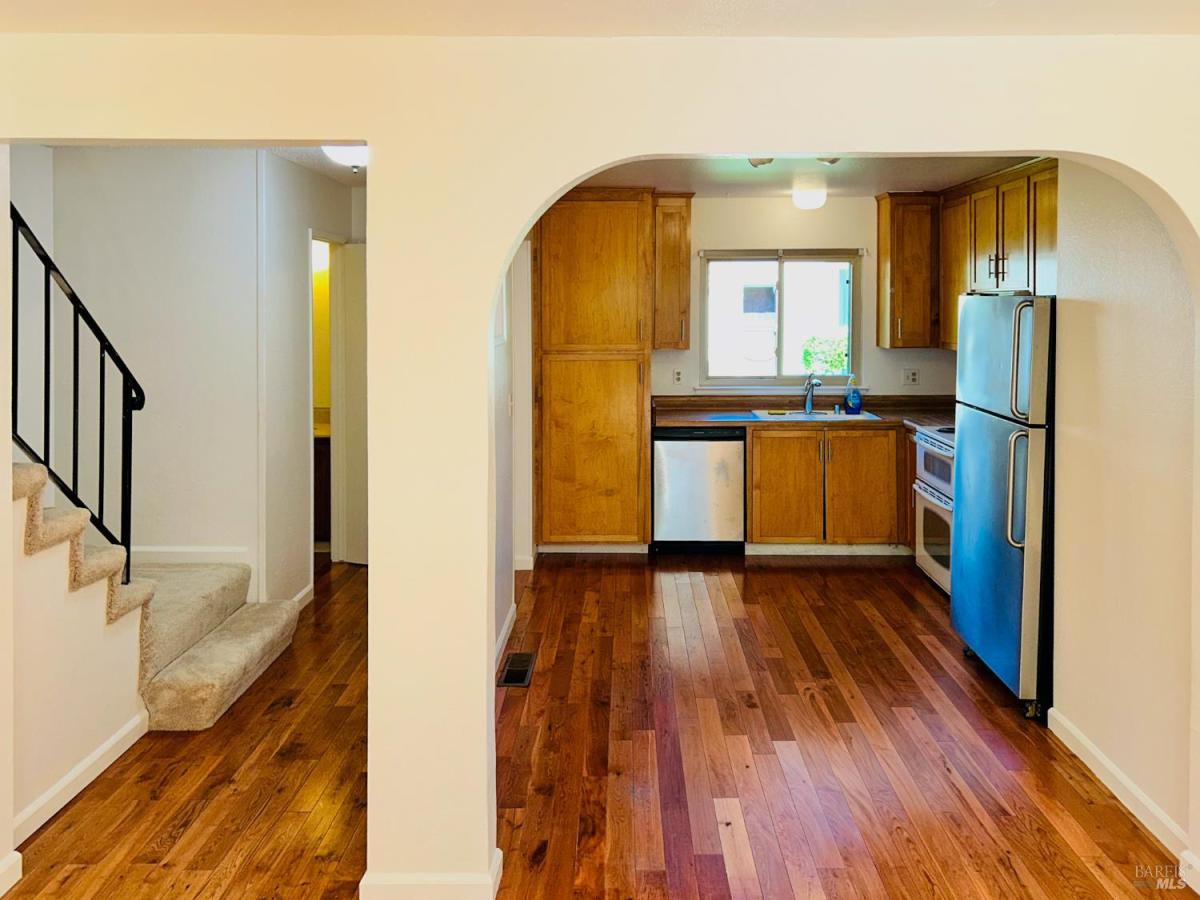 MLS #326022926 img 0