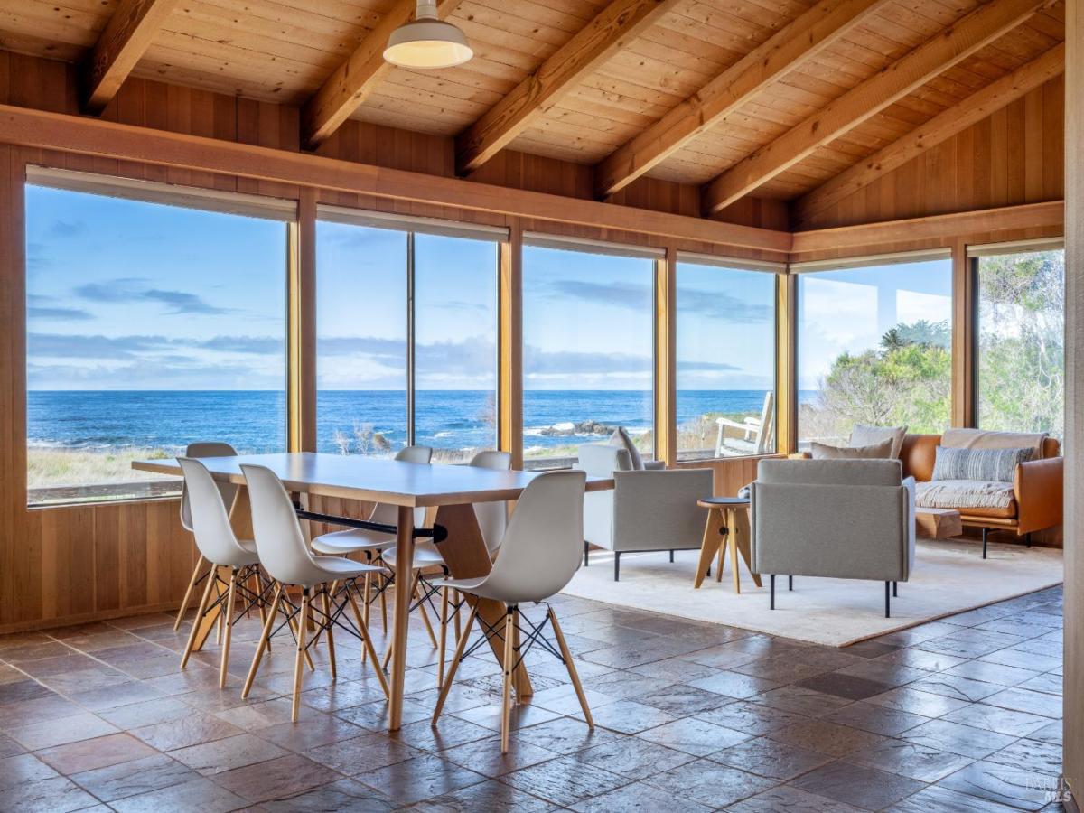 MLS #326022976 img 0