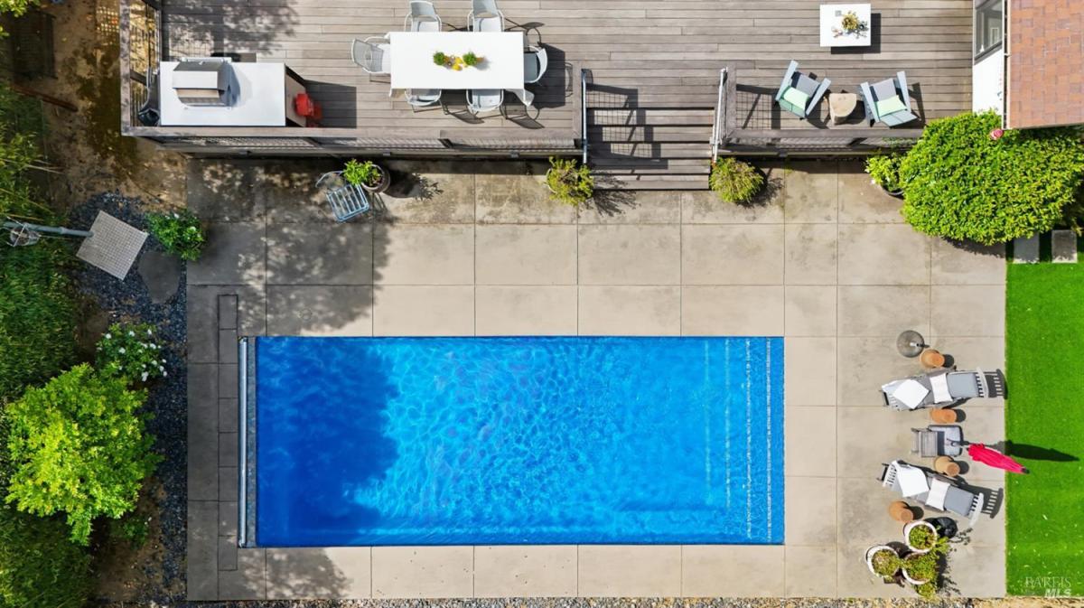 MLS #326023773 img 0