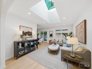 MLS #326023967 img 0