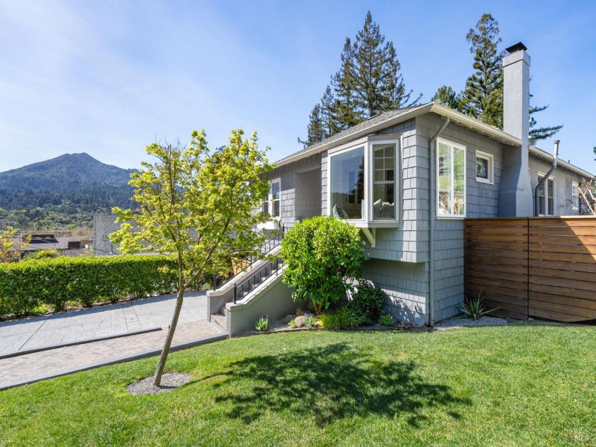 MLS #326023974 img 0