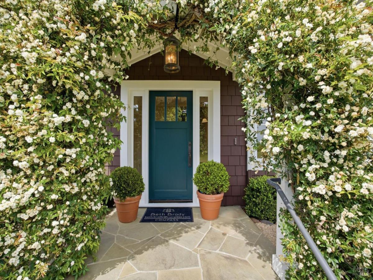 MLS #326023975 img 0