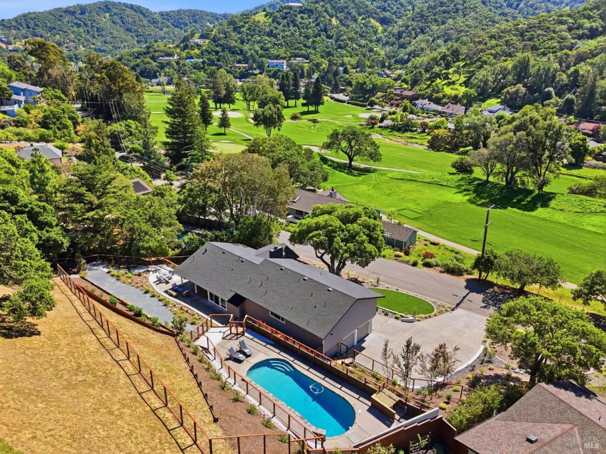 MLS #326023992 img 0