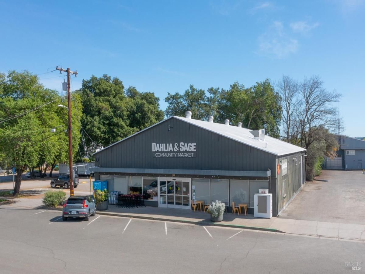 MLS #326024149 img 0